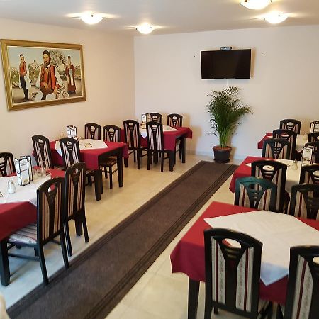 Hotel Vila Prestige Budva מראה חיצוני תמונה