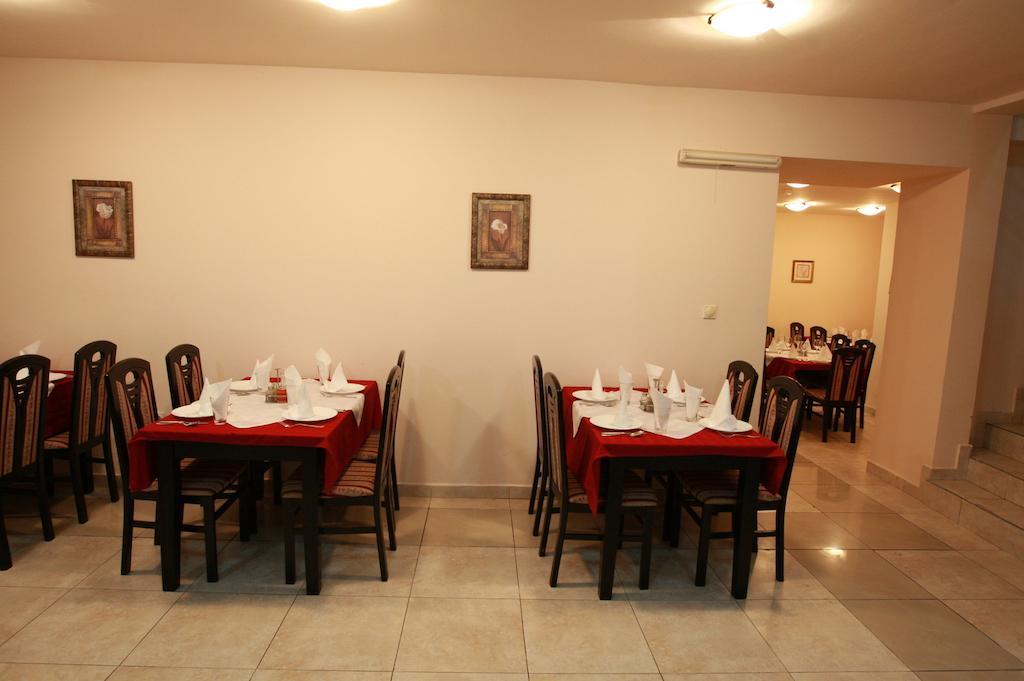 Hotel Vila Prestige Budva מראה חיצוני תמונה